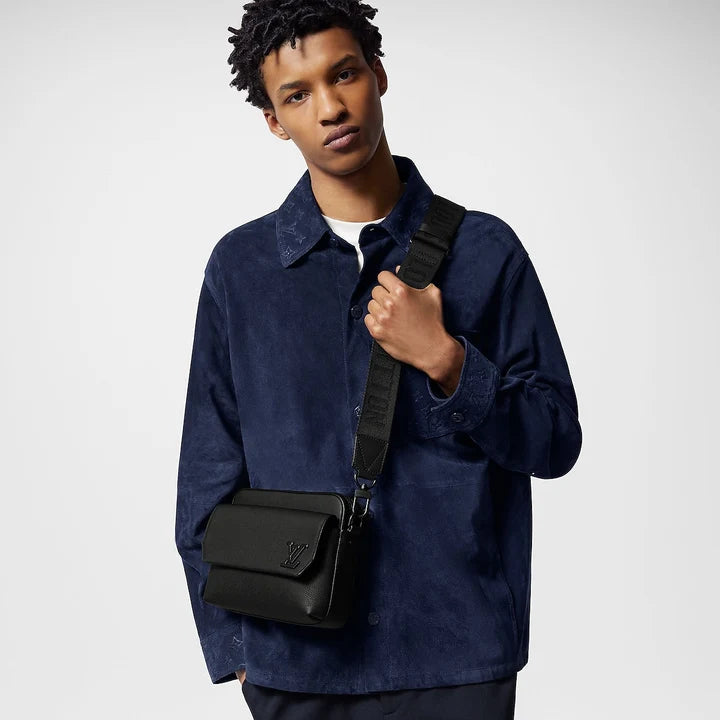 SACOCHE FASTLINE PM BLACK | LV