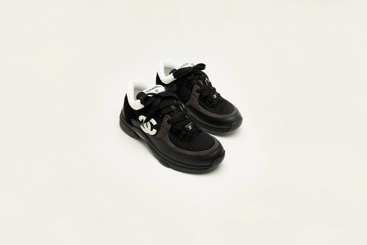 Chanel Baskets basses CC black & white