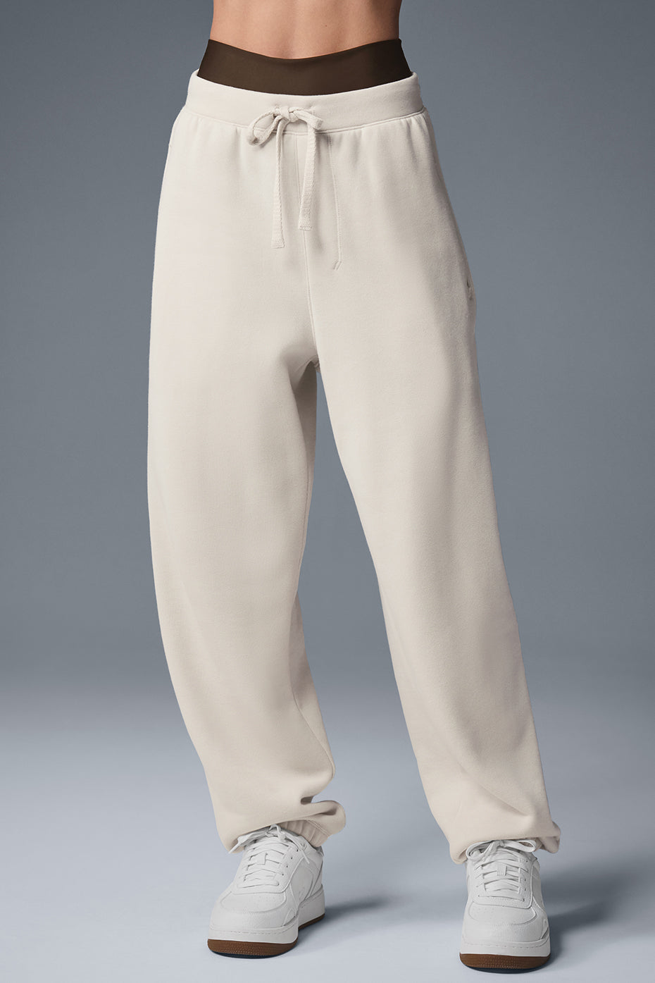 Triumph Restore Sweatpant - Bone