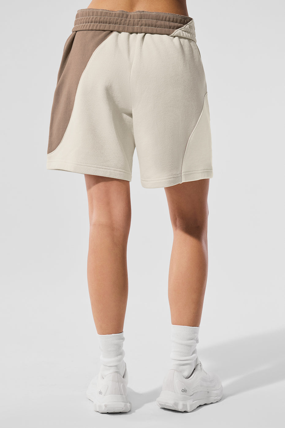 7' Make Waves Short - Ivory/Bone/Gravel