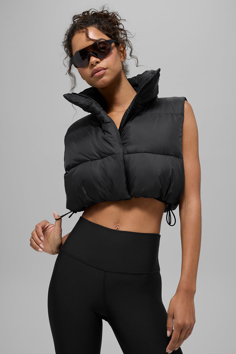 Cropped Gold Rush Puffer Vest - Black