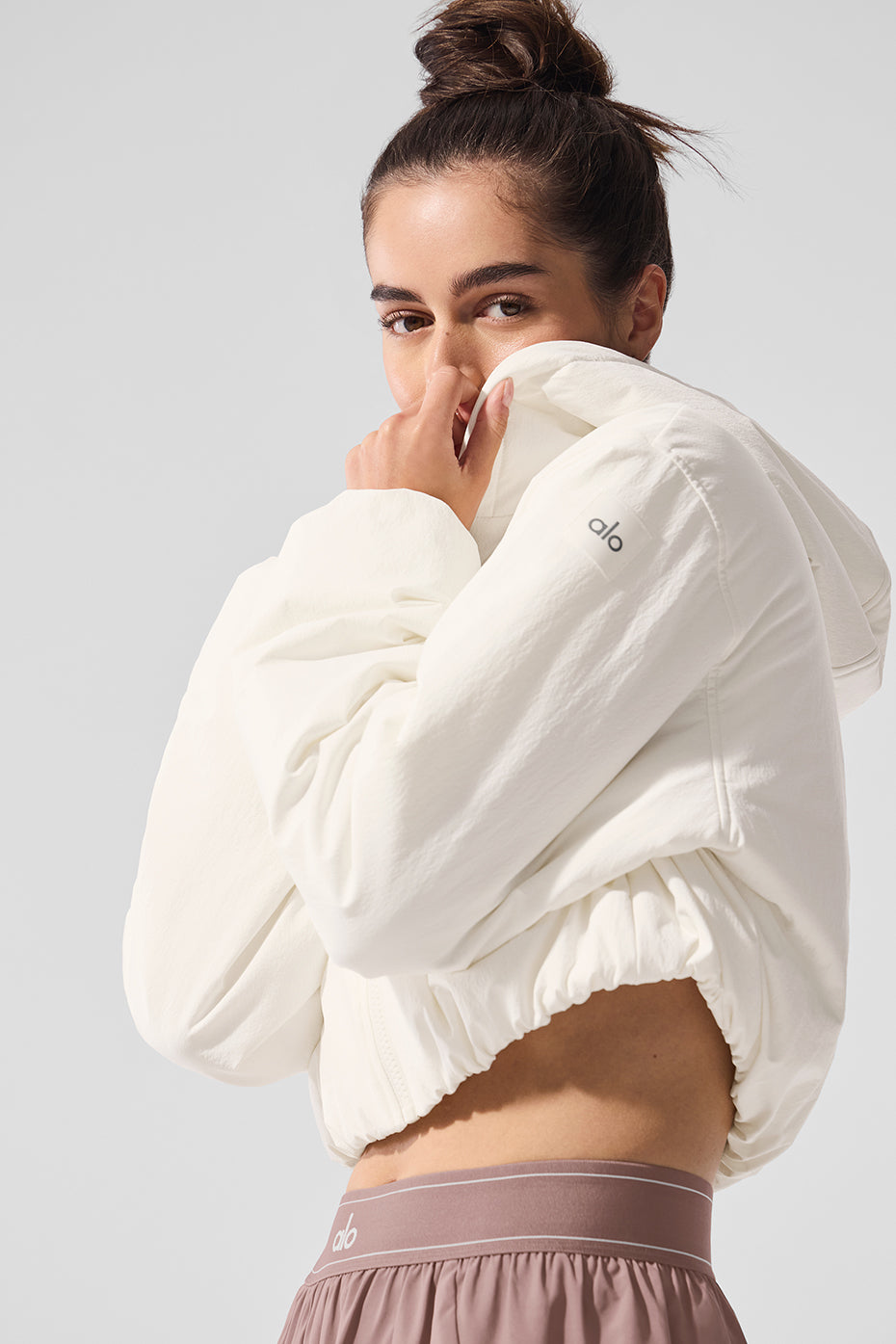 Cropped Mountain Peak Full-Zip Hoodie - Ivory