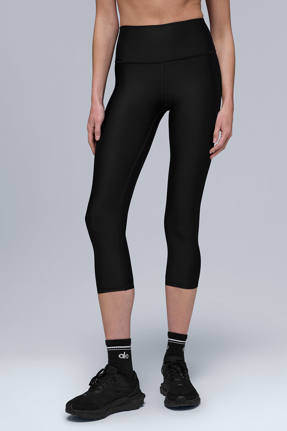 High-Waist Airlift Capri - Black