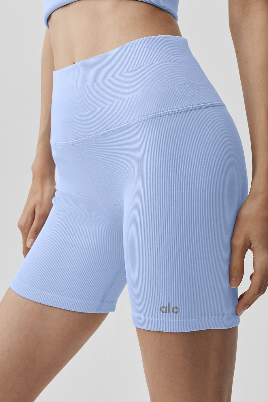 5' Seamless Ribbed Favorite Short - Light Provence Blue